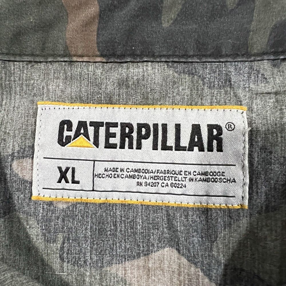 Caterpillar Shirt Mens XLarge Green Camouflage Short Sleeve Button Up XL Outdoor - Picture 2 of 10